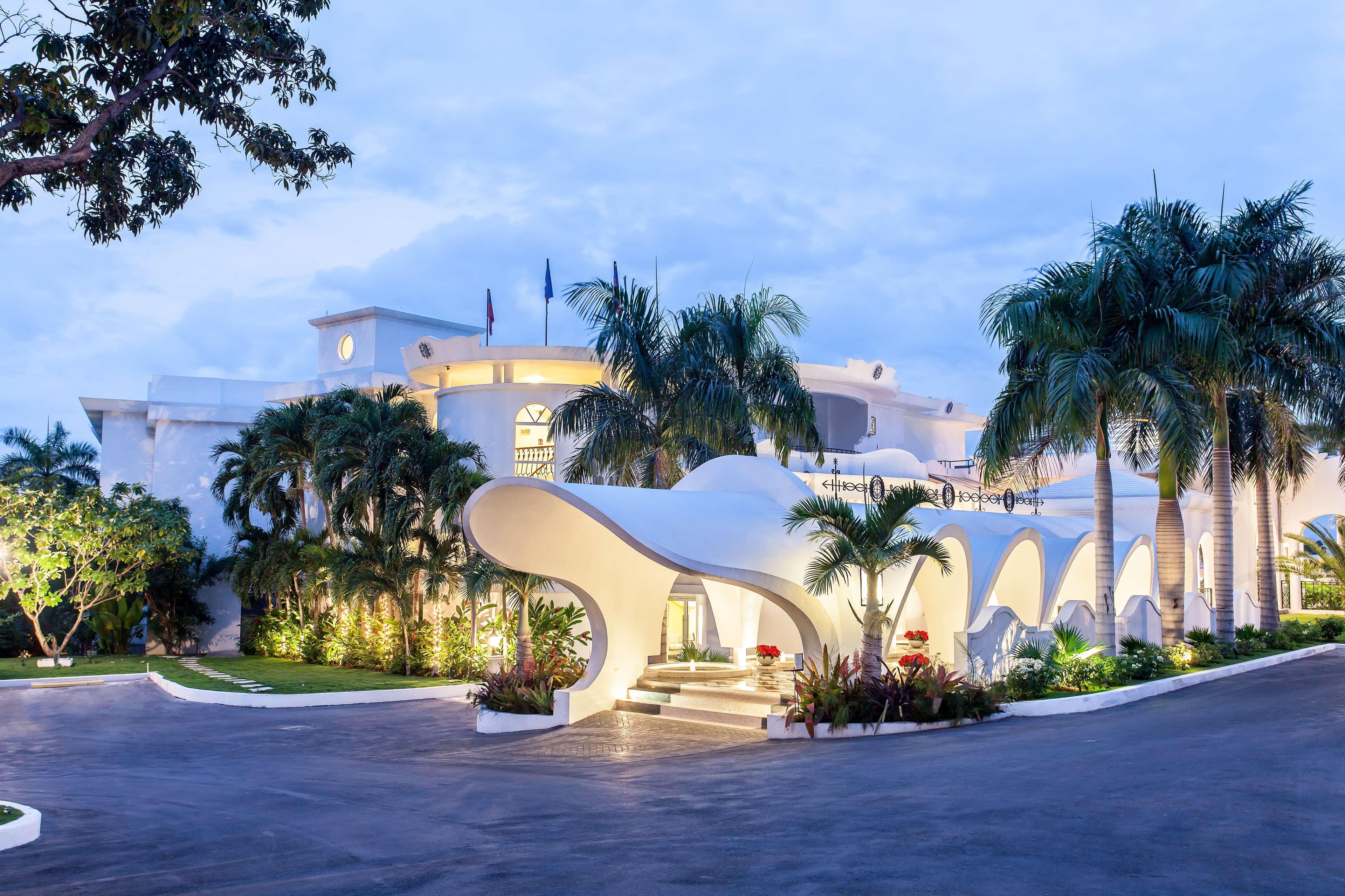 Nh Haiti El Rancho Port-au-Prince Exterior photo